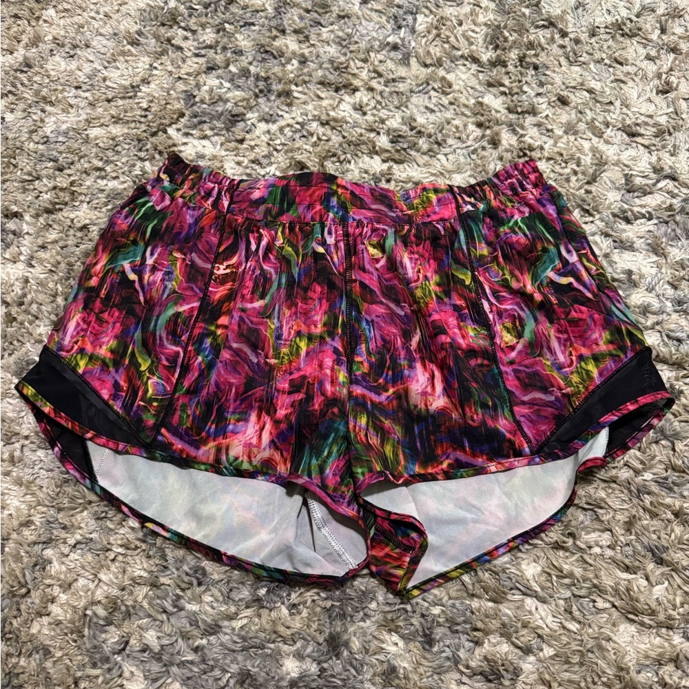 Lululemon Athletica Hotty hot